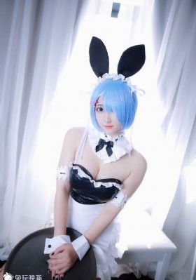 巨臀女警官_HD免费观看视频